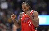 关键时刻靠谱！小卡最近3场输球即淘汰比赛场均30分 球队3战全胜